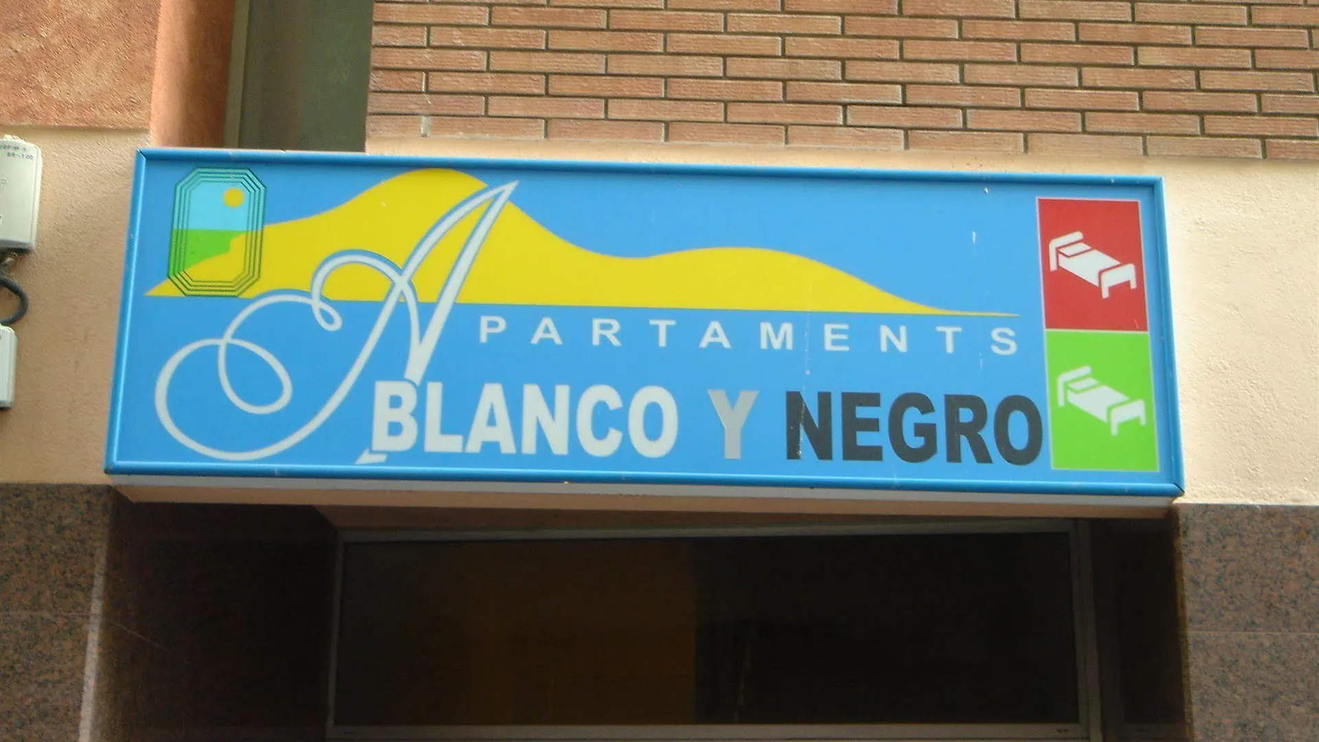 Blanco Y Negro Apartments Lloret de Mar